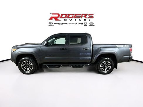 Certified 2023 Toyota Tacoma TRD Sport w/ Advanced Technology Package AWD/4WD image 9