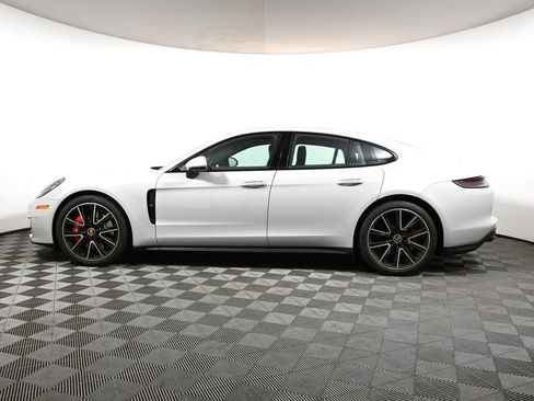 Used 2023 Porsche Panamera 4S AWD/4WD image 2