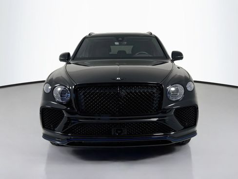Used 2025 Bentley Bentayga AWD/4WD image 8