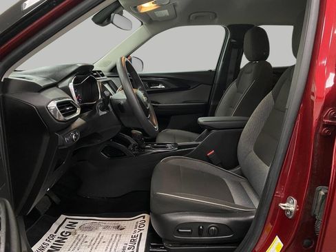 Used 2022 Chevrolet TrailBlazer LT AWD/4WD image 26