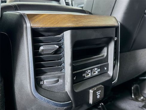 Used 2023 RAM 2500 Laramie AWD/4WD image 27
