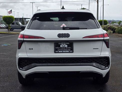 New 2026 Audi Q3 quattro 2.0T AWD/4WD image 4