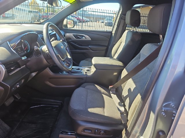 Used 2023 Chevrolet Traverse LT FWD image 10
