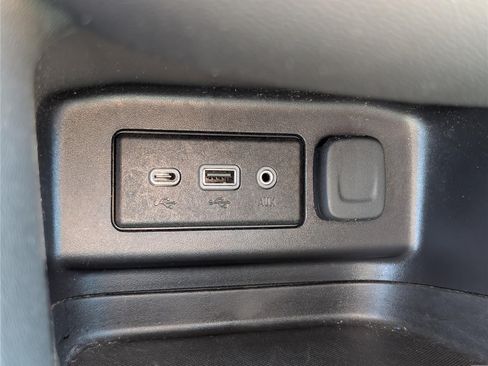 Used 2024 Chevrolet Equinox LT AWD/4WD image 26