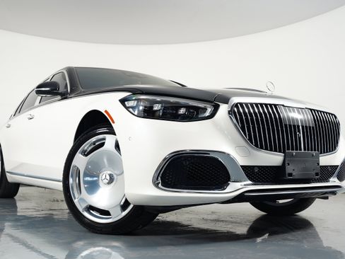 Used 2022 Mercedes-Benz Maybach S 580 4MATIC image 4