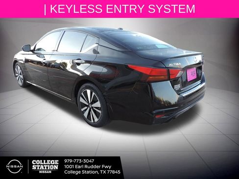 Certified 2020 Nissan Altima 2.5 SV image 6