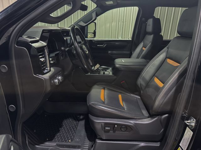 Used 2025 GMC Sierra 3500 AT4 w/ AT4 Premium Plus Package AWD/4WD image 10