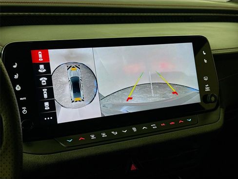 Used 2024 Dodge Charger Scat Pack w/ Plus Group image 9