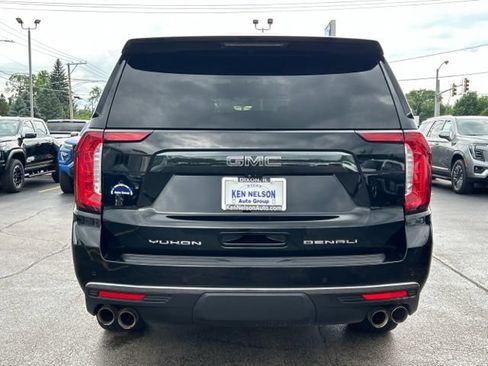 Used 2024 GMC Yukon XL Denali Ultimate w/ LPO, Floor Liner Package AWD/4WD image 8