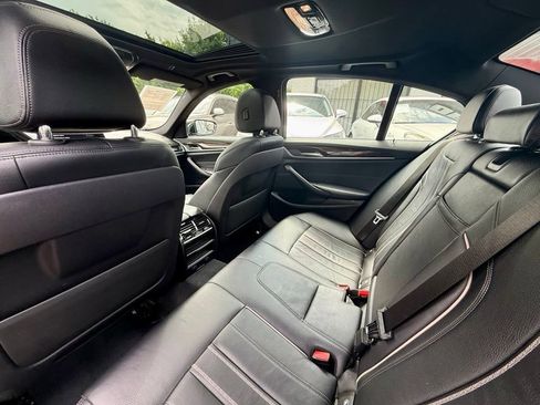 Used 2018 BMW 540i RWD image 33