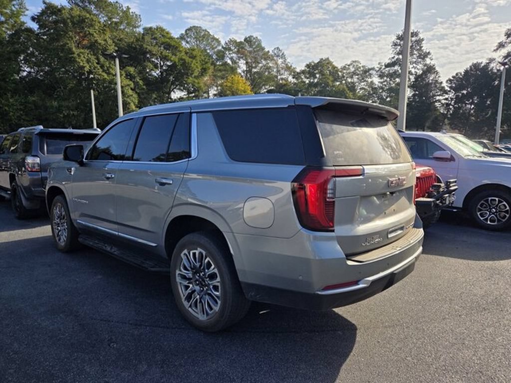 Used 2025 GMC Yukon Elevation w/ LPO, Floor Liner Package RWD image 9