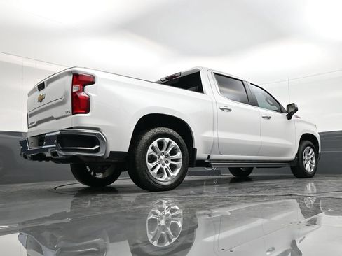 Used 2023 Chevrolet Silverado 1500 LTZ RWD image 23