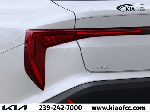 New 2025 Kia K4 LXS image 11