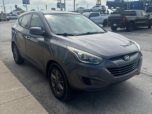 Used 2015 Hyundai Tucson GLS w/ Option Group 02 AWD/4WD image 3