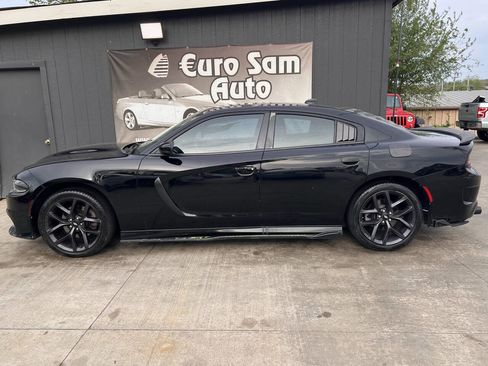 Used 2019 Dodge Charger GT w/ Plus Group RWD image 5