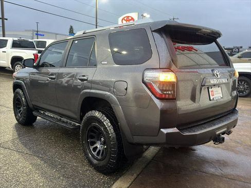 Certified 2017 Toyota 4Runner SR5 image 7