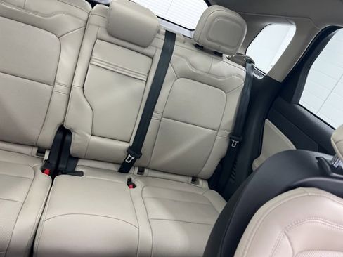 Certified 2025 Lincoln Corsair Reserve w/ Equipment Group 202A image 28