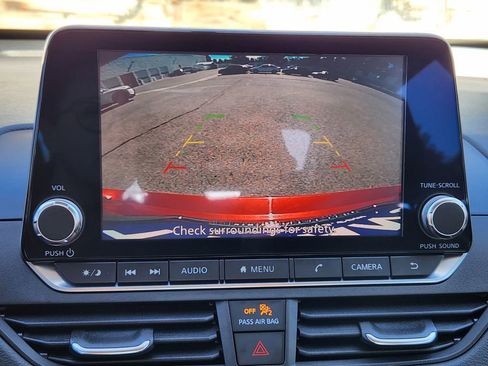 Used 2019 Nissan Altima 2.5 SR w/ SR Premium Package image 22