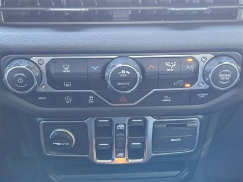 New 2025 Jeep Wrangler Unlimited Sport image 17