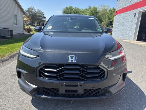 Used 2025 Honda HR-V Sport image 9