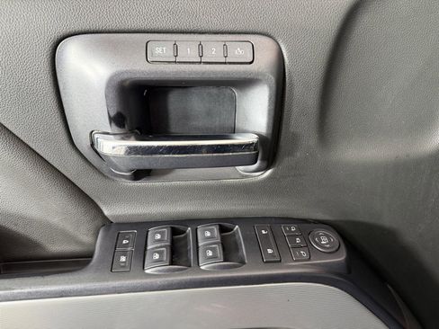 Used 2018 Chevrolet Silverado 2500 LTZ w/ Duramax Plus Package image 19