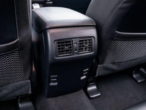 Used 2019 Toyota 4Runner TRD Off-Road Premium AWD/4WD image 18