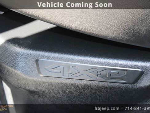 Used 2021 Jeep Wrangler Unlimited Sahara image 45