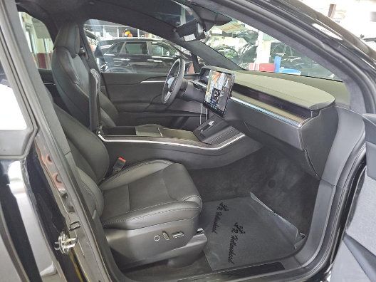Used 2024 Tesla Model X AWD/4WD image 6
