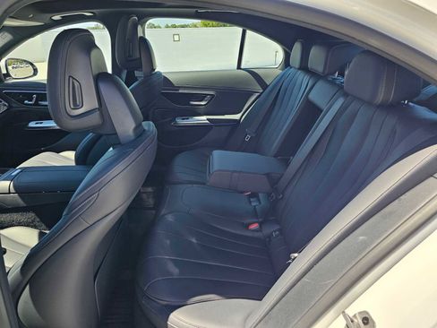 Used 2026 Mercedes-Benz E 350 Sedan image 16