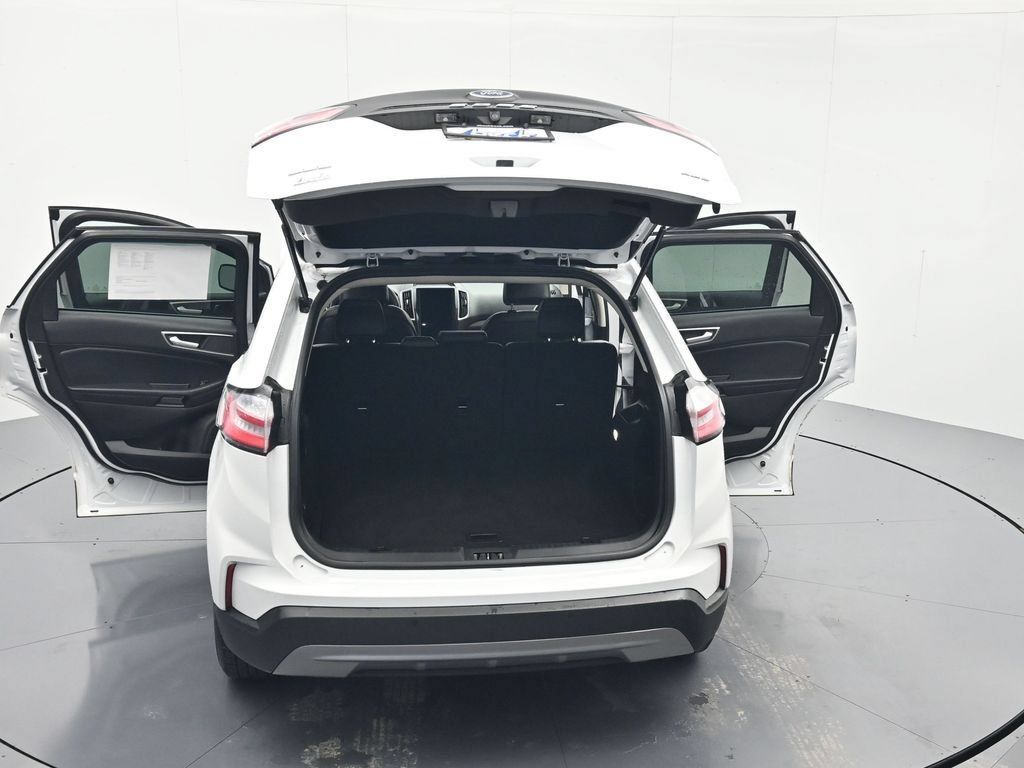 Used 2024 Ford Edge SEL AWD/4WD image 45