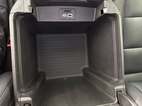 Used 2021 Chevrolet Tahoe LT AWD/4WD image 25