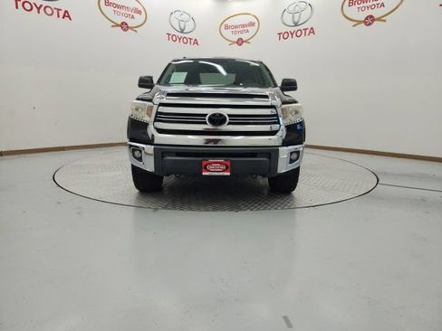 Used 2017 Toyota Tundra SR5 w/ SR5 Upgrade Package RWD image 4
