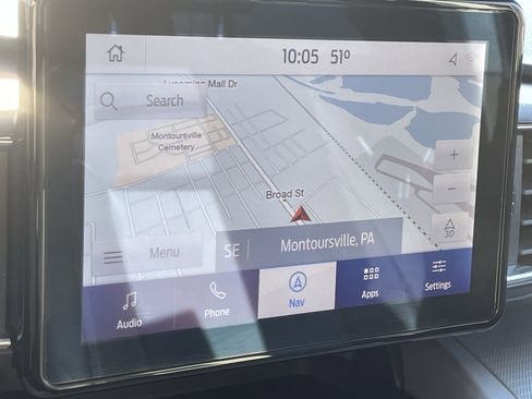 Used 2022 Ford Explorer XLT w/ Equipment Group 202A image 28