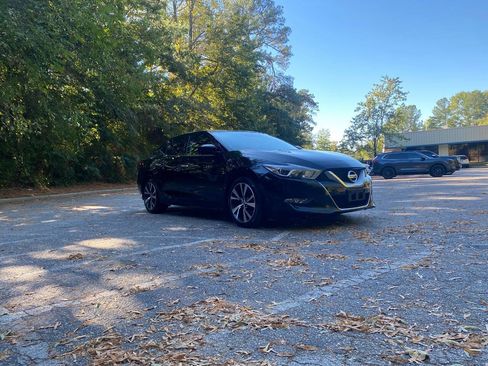 Used 2017 Nissan Maxima 3.5 S image 3