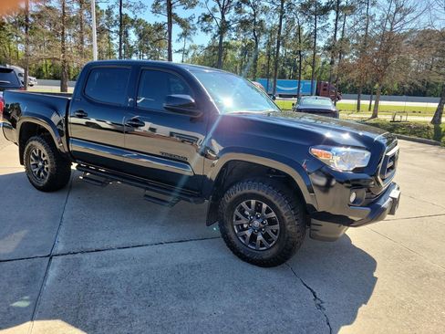 Used 2023 Toyota Tacoma SR5 image 10