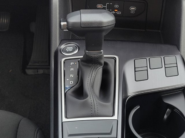 New 2026 Kia Sportage LX FWD image 17