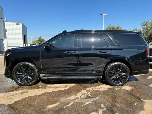 Used 2021 Cadillac Escalade Sport w/ Driver Assist Tech Package AWD/4WD image 3