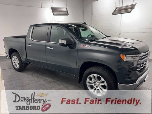 New 2026 Chevrolet Silverado 1500 LTZ w/ LTZ Premium Package image 3