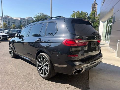 Used 2022 BMW X7 M50i AWD/4WD image 8