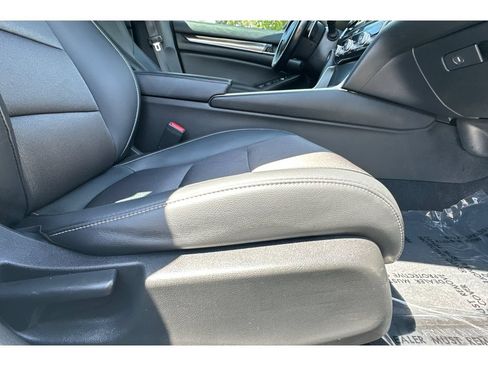 Used 2022 Honda Accord Sport image 19