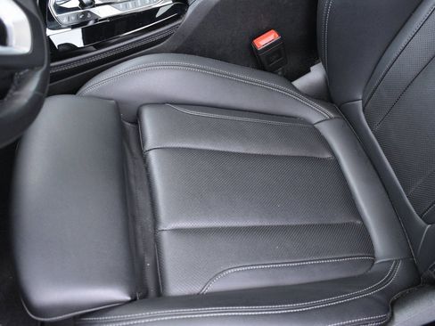 Used 2024 BMW X4 xDrive30i image 12