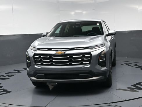Used 2026 Chevrolet Equinox LT FWD image 5