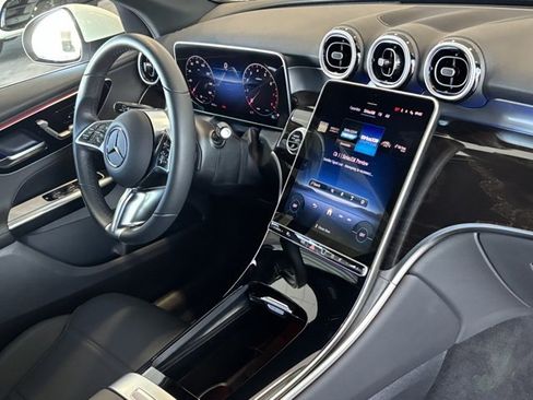 Certified 2025 Mercedes-Benz GLC 300 image 30