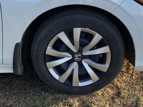 Used 2025 Honda Civic LX image 9