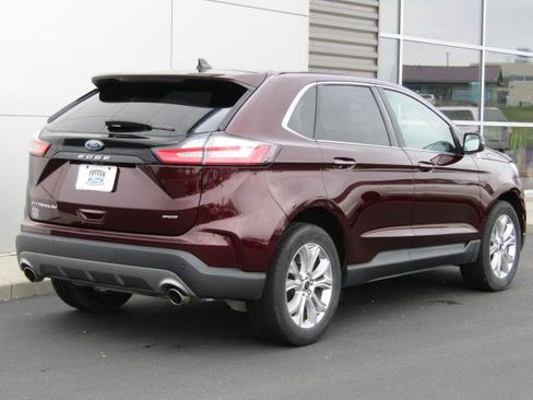 Used 2024 Ford Edge Titanium w/ Equipment Group 301A AWD/4WD image 7