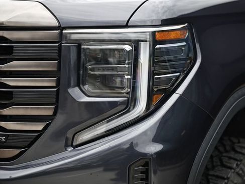 Used 2023 GMC Sierra 1500 AT4X image 13