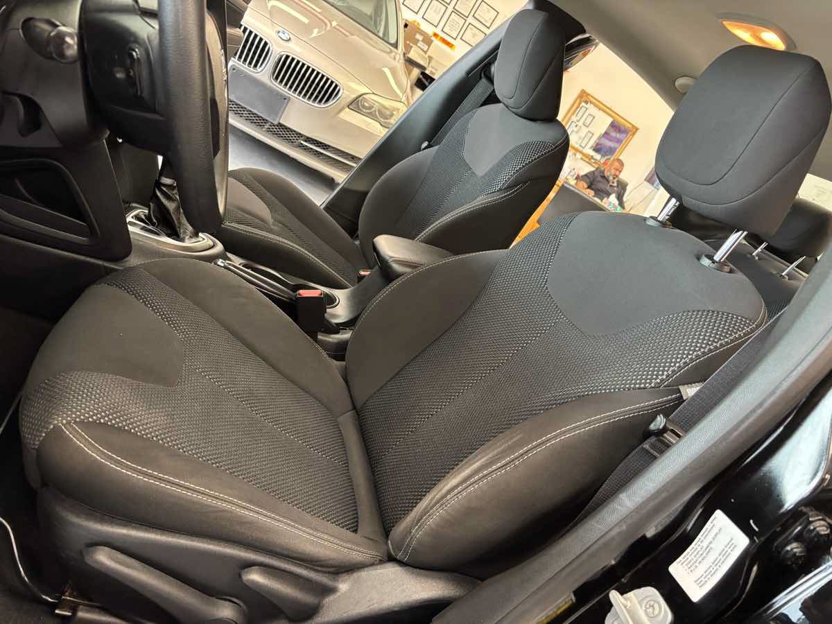 Used 2014 Dodge Dart SXT FWD image 18