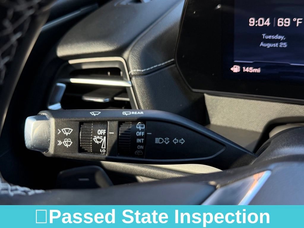 Used 2024 Chevrolet Traverse LT FWD image 27