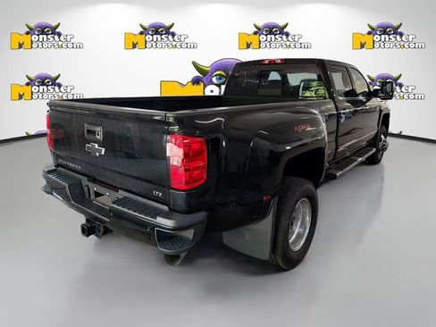 Used 2019 Chevrolet Silverado 3500 LTZ w/ LTZ Plus Package AWD/4WD image 4