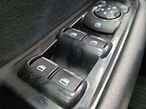 Used 2018 Ford Edge SEL w/ Equipment Group 201A FWD image 27